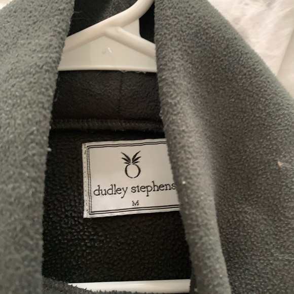 Dudley Stephens green point charcoal gray medium fleece top - Picture 2 of 4
